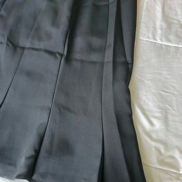 D&G Dolce and Gabbana tulip midi skirt - Picture 2 of 9